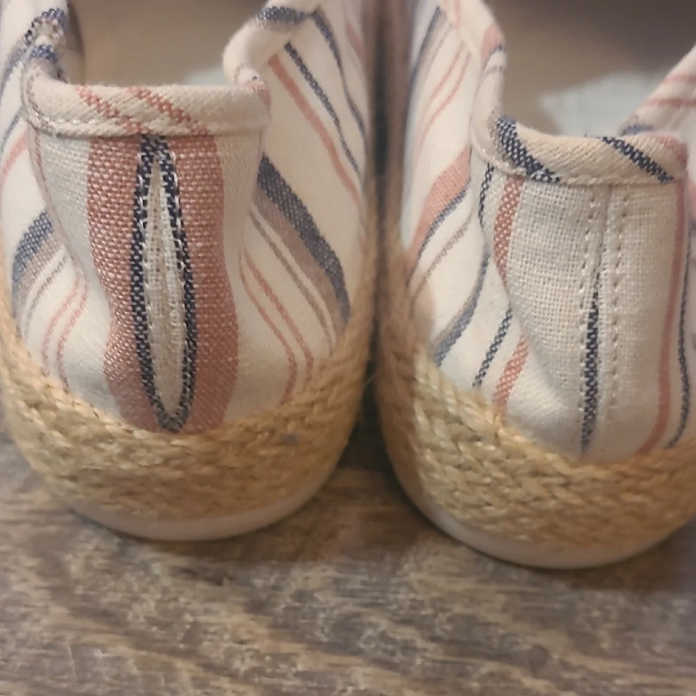 Esprit Nadine Striped Size 9 Espadrilles Flat Casual Shoes Neutrals